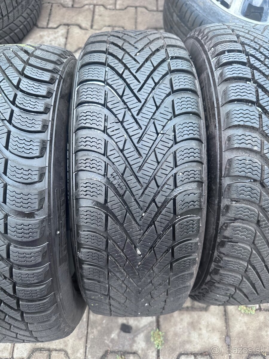 Zimne pneu 185/55R15 PIRELLI - 4