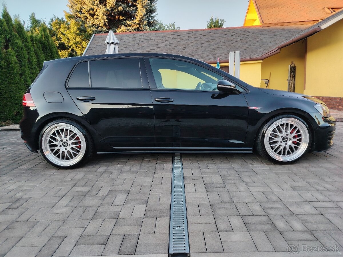 VW Golf 7 GTI 2.0TSI 162Kw M6 2015 - 4