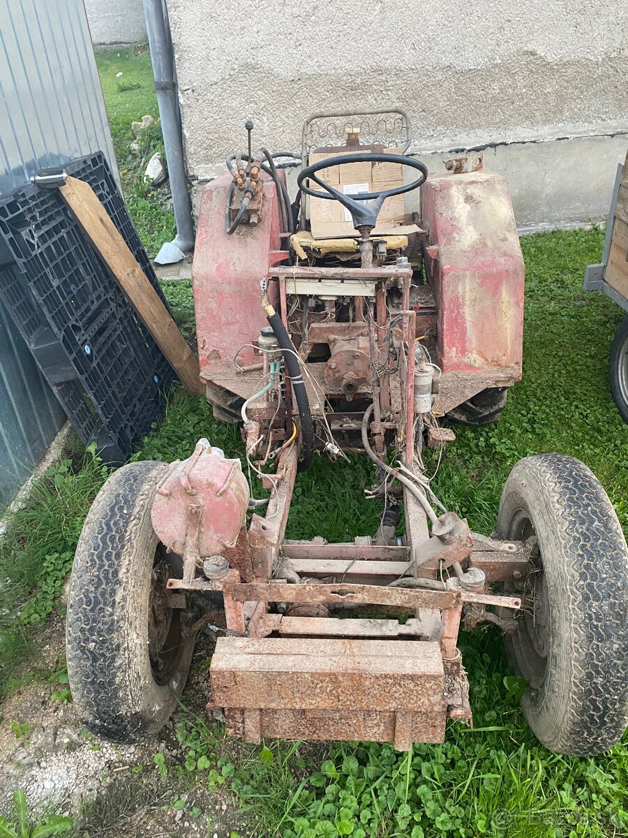 Predam malotraktor - 4