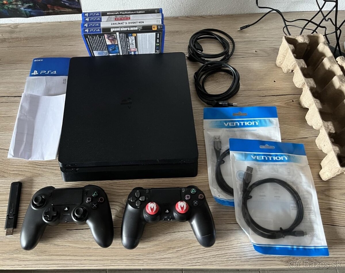 Playstation 4 Slim 1 TB + VR set + prislusenstvo - 4