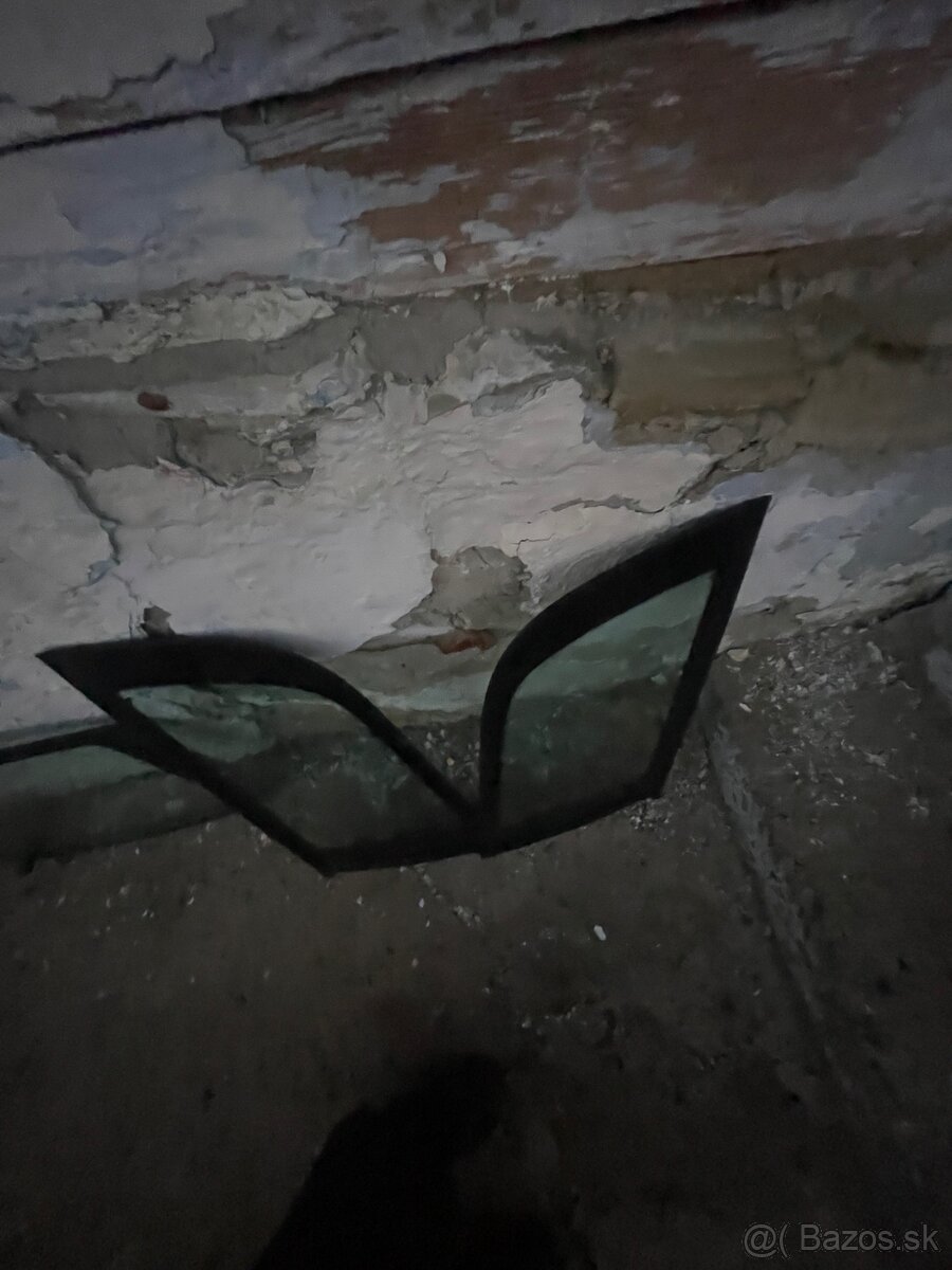 Predám strešné okno na Opel astra 2005 - 4