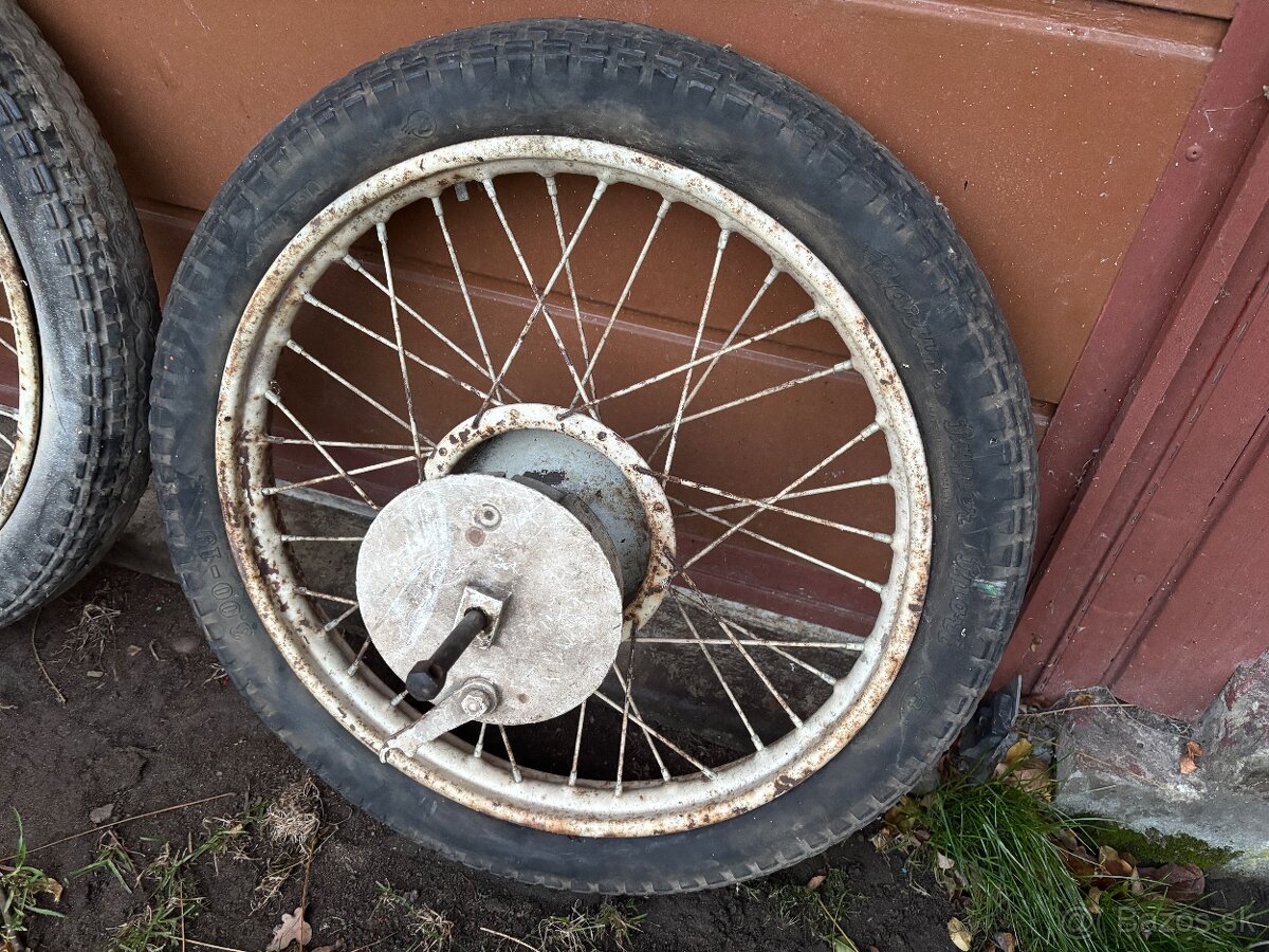 Kolesá JAWA 250 Perák - 4