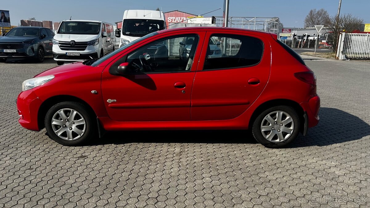 Peugeot 206 1.4i Pohoda - 4