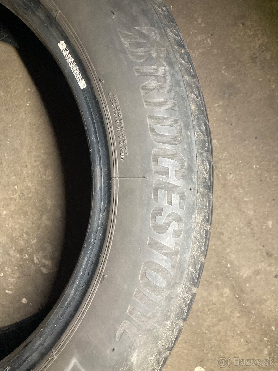 Bridgestone 205/55/r16 - 4
