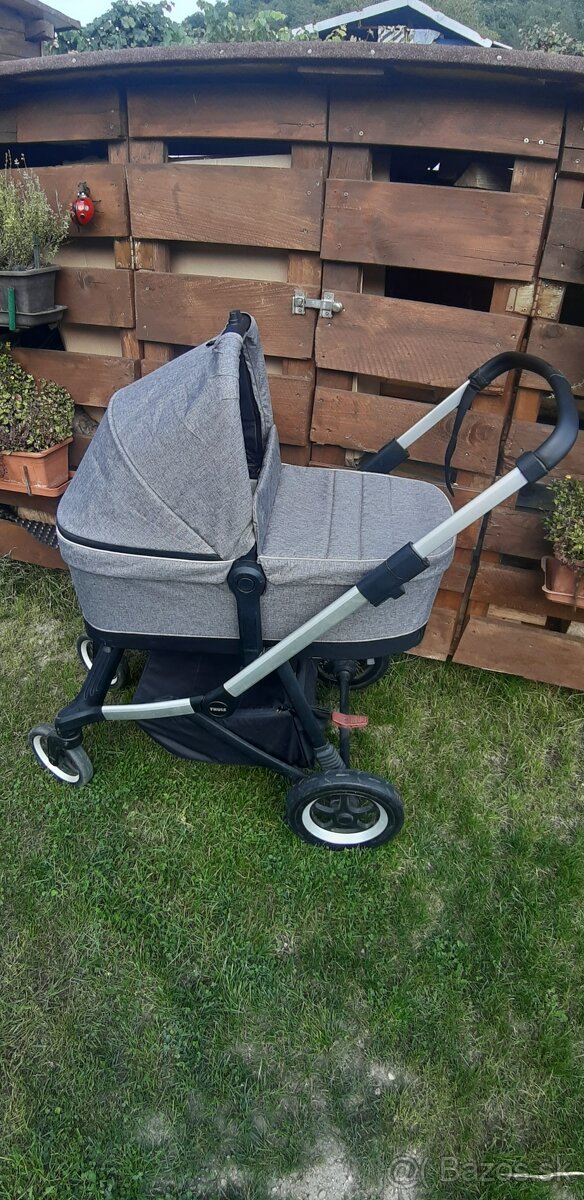 kočík Thule Sleek set - 4