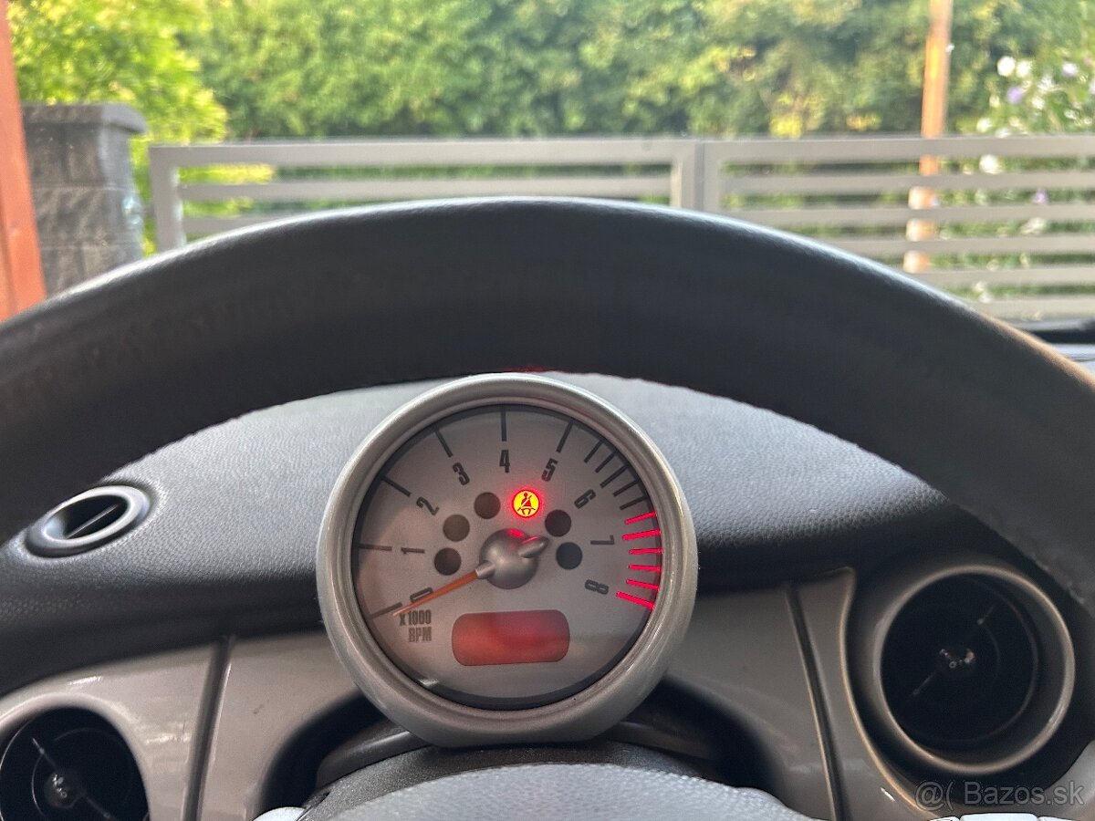 Mini Cooper One 1.6 66KW - 4