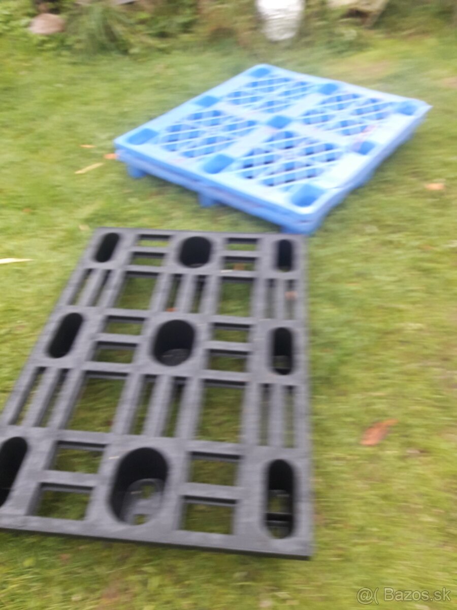 Predam plastove palety - 4