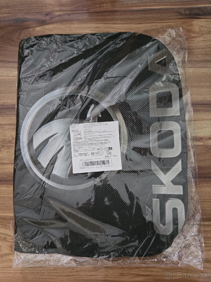 Auto koberceky s logom Skoda sada 4ks - 4