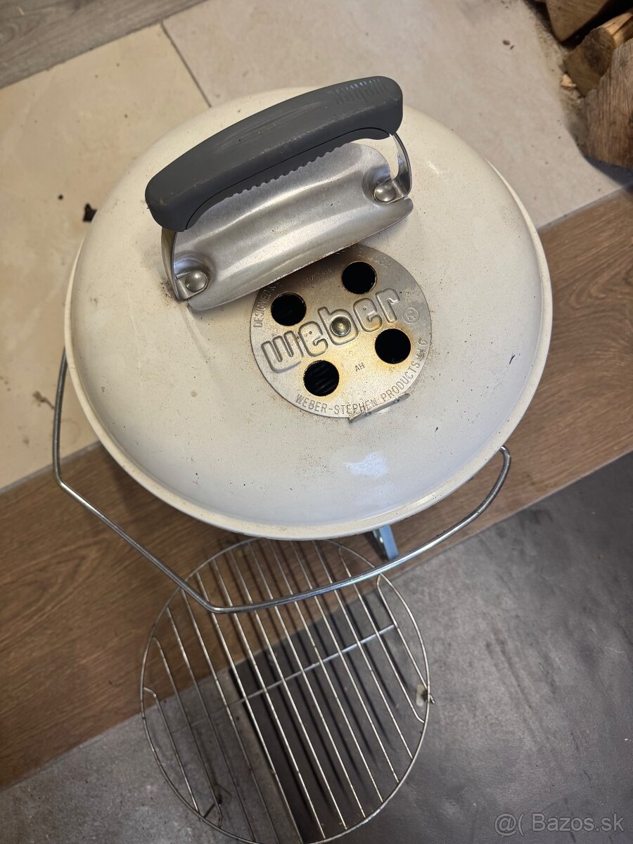 Záhradný gril Weber - 4