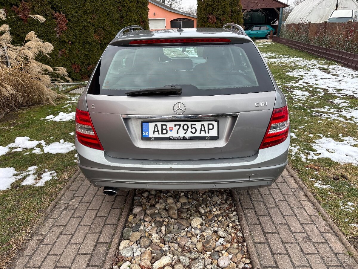 PREDÁM MERCEDES C220cdi typ W204 - 4