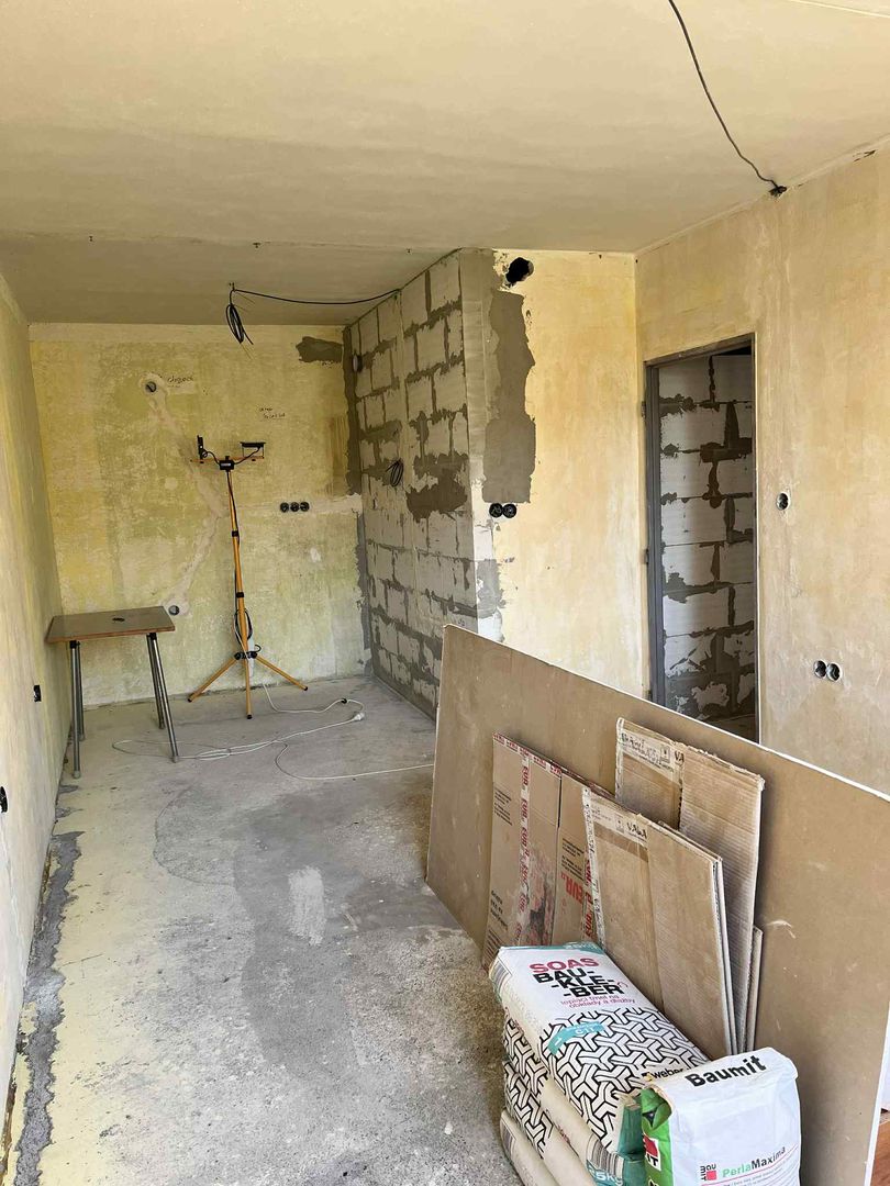 NA PREDAJ 2 IZBOVÝ BYT S KOMOROU NA ULICI DRUŽICOVÁ, KOŠICE - 4