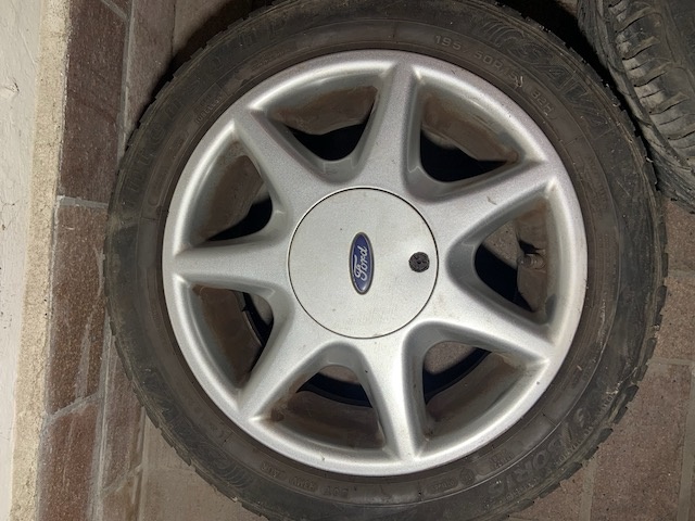 DISKY FORD 15" S LETNYMI PNEU plus sada nahrady - 4