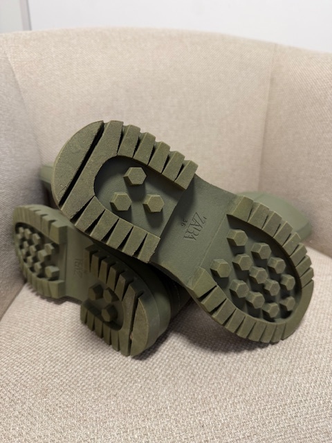 Predám čižmy ZARA - 4