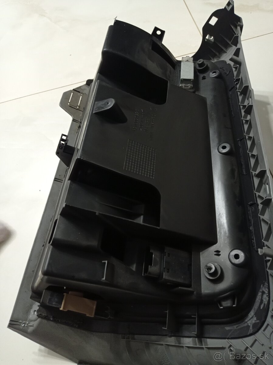 Odkladacia skrinka spolujazdca Golf 5 - 4