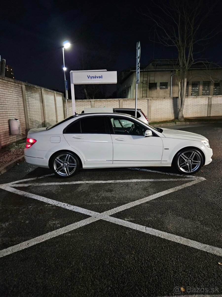 Mercedes - Benz C220 CDI - 4