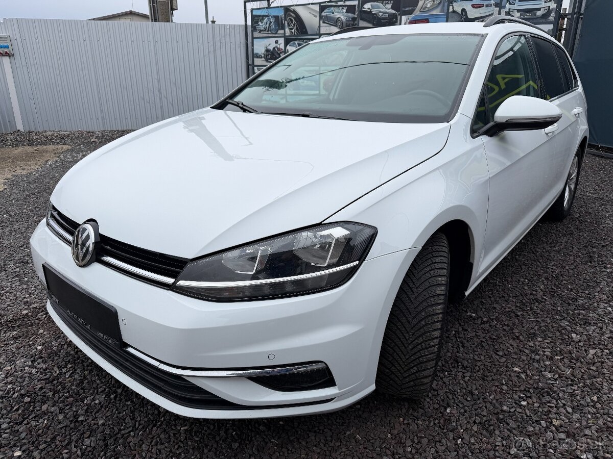 Volkswagen Golf Variant 2.0 TDI Highline - 4