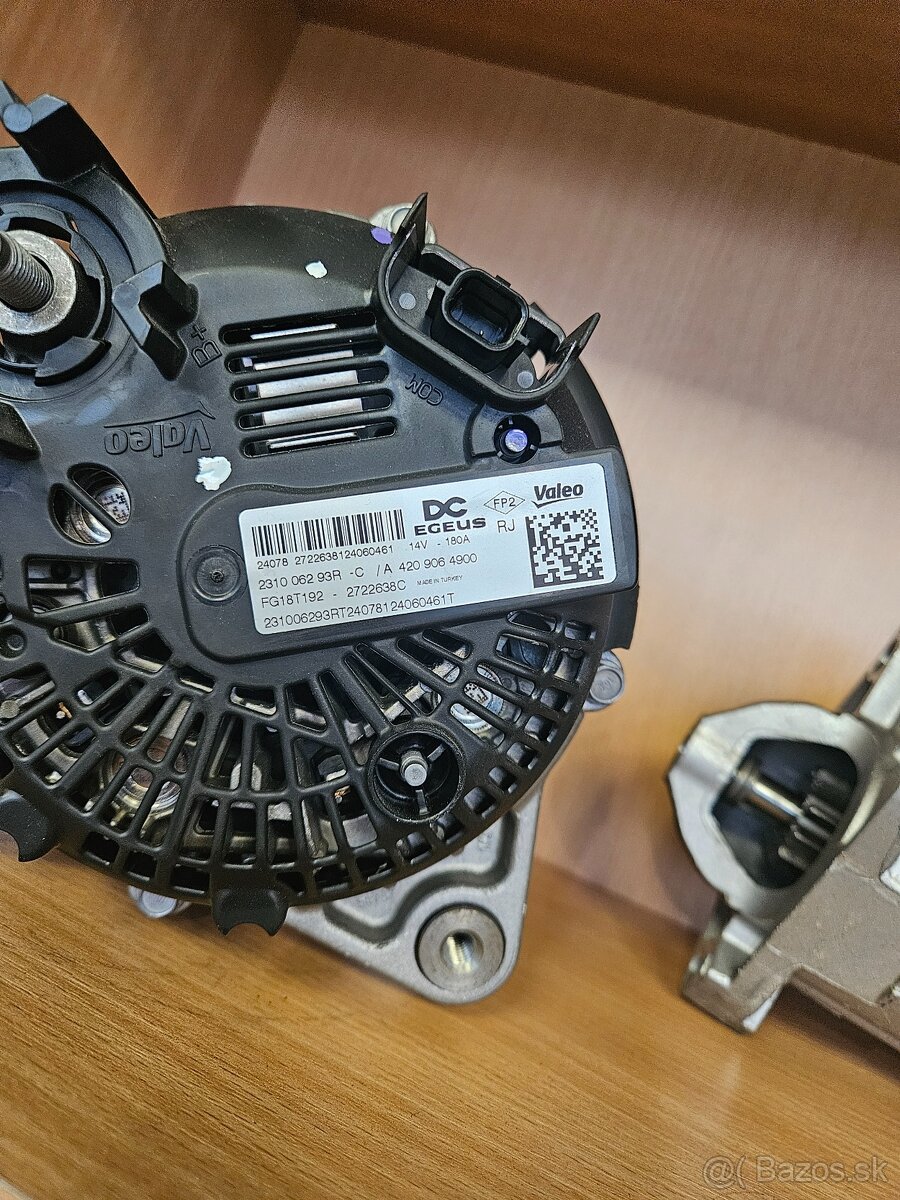 KLIMAKOMPRESOR 1,5 DCI K9K + ALTERNATOR - 4