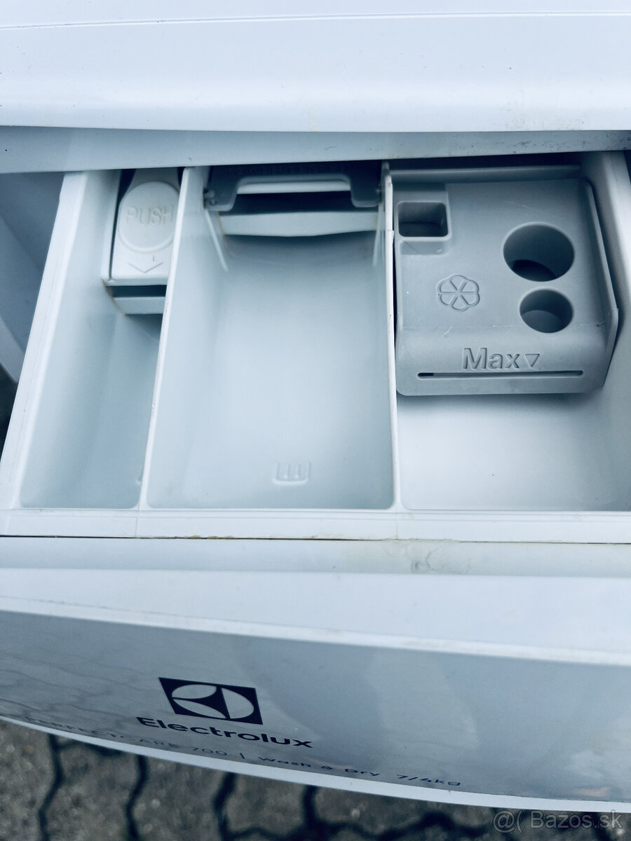pracka a susucka Electrolux - 4