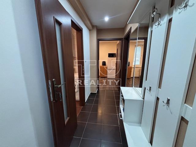 Na predaj 3 izbový byt Trenčín - 4