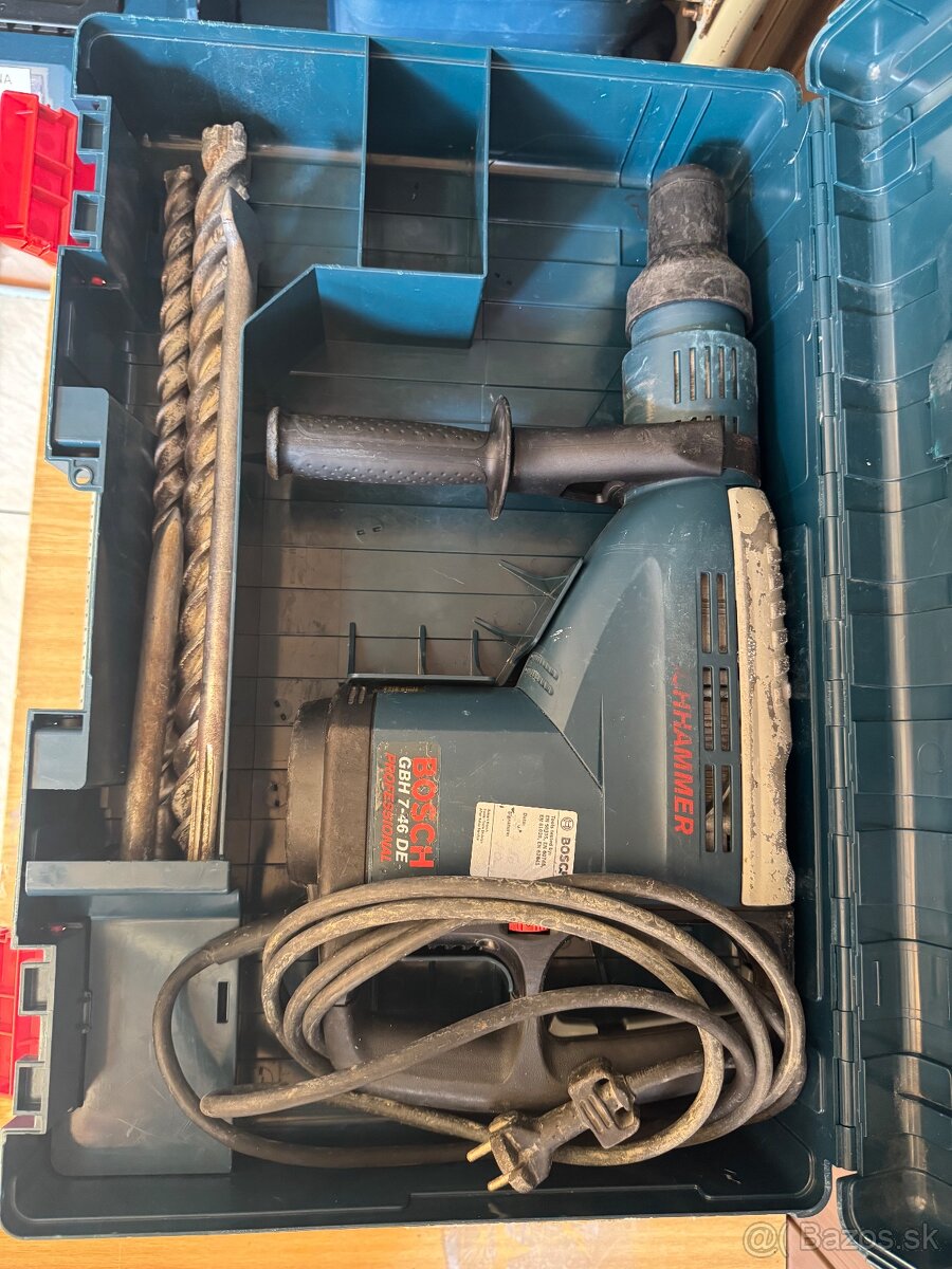 Bosch GBH 7-46 DE Professional + kufor + SDS-Max vrtáky - 4
