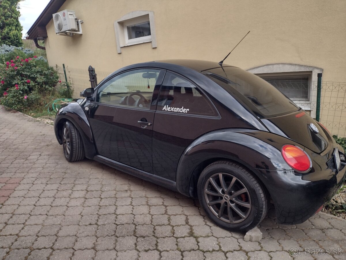 VW BEETLE BENZÍN NAJ.165000 KM - 4