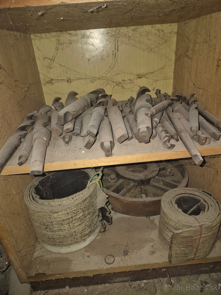 Predám sústruh SV 18 R - 4