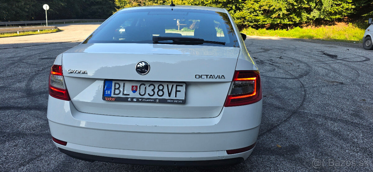 Škoda Octavia 2.0 140kW automat - 4