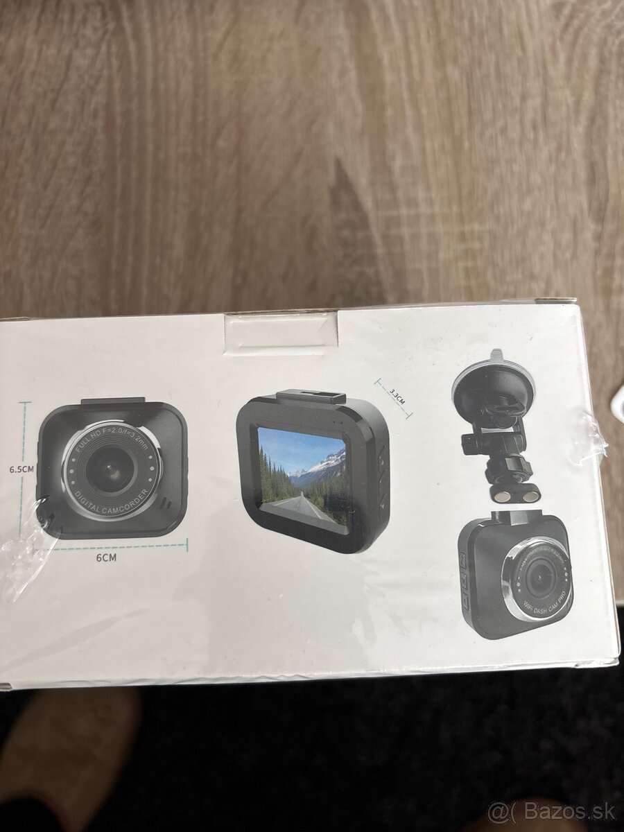 PREDÁM autokameru CarEye W220NV/WG - 4