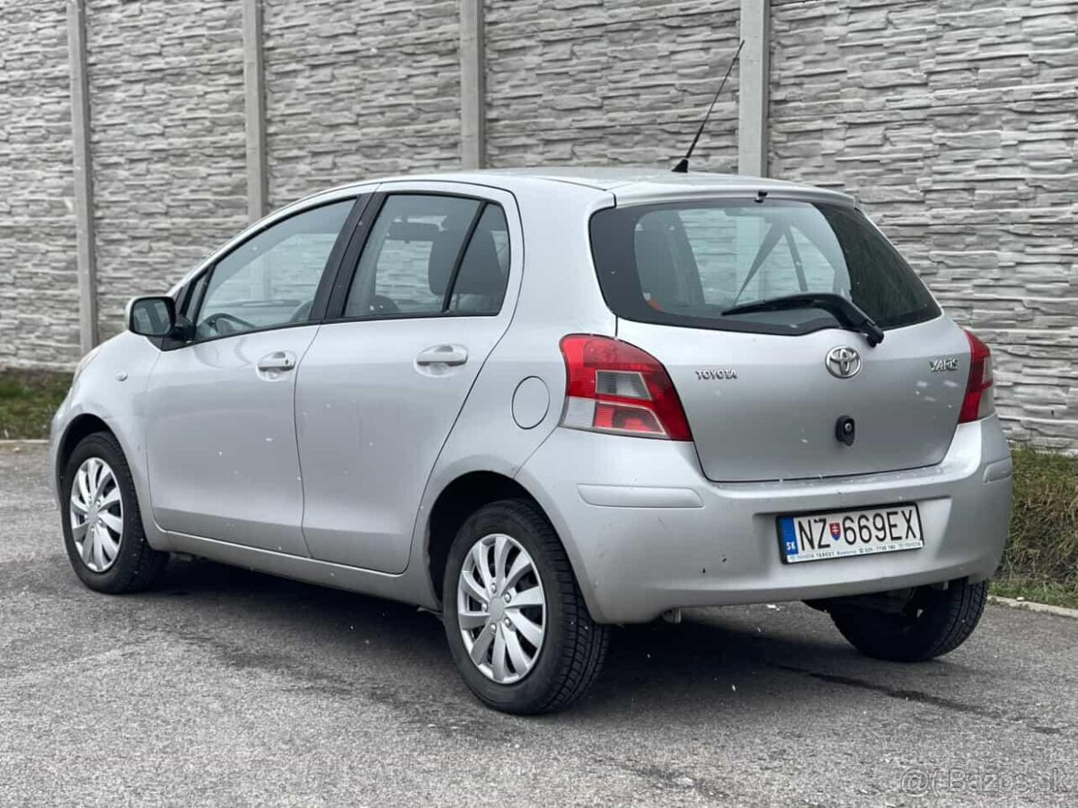 Toyota Yaris 1.33 benzin r.v.2011 - 4