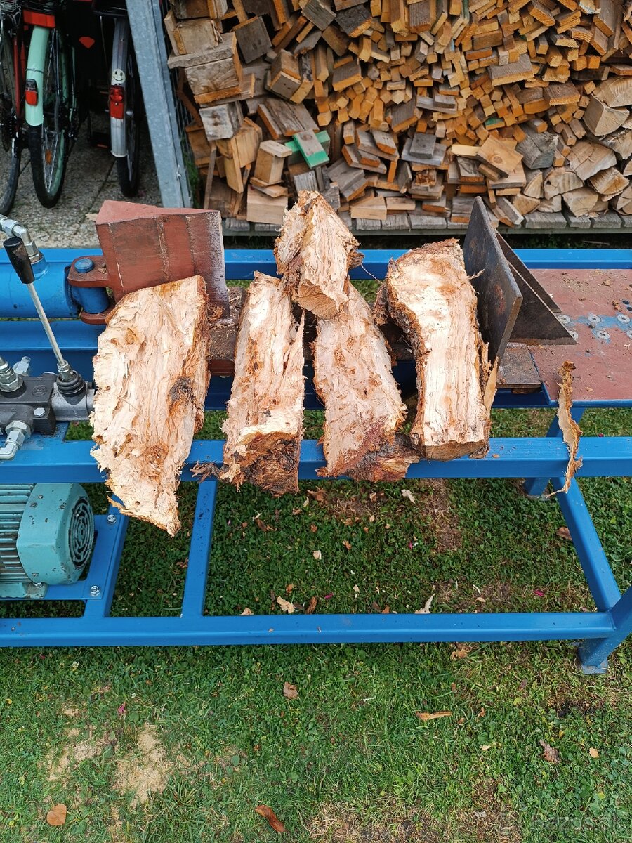 Predám hydraulický štiepačka - 4