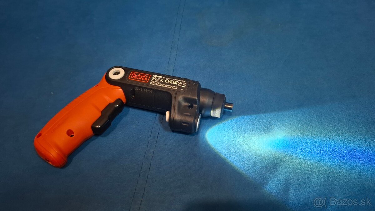 Predám aku skrutkovač Black & Decker BDCSFL20C-QW - 4