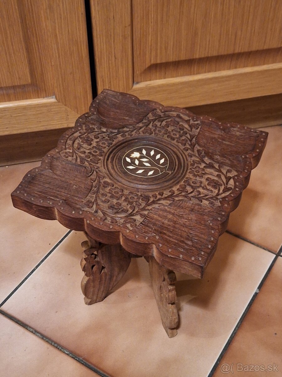 Indický stolček - 4