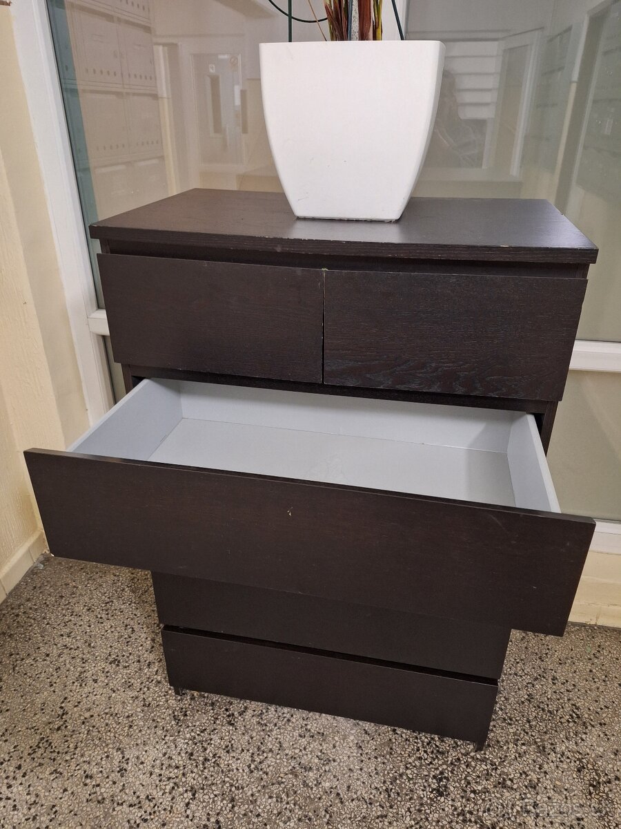 Dyhovana cierna suflikova komoda IKEA - 4