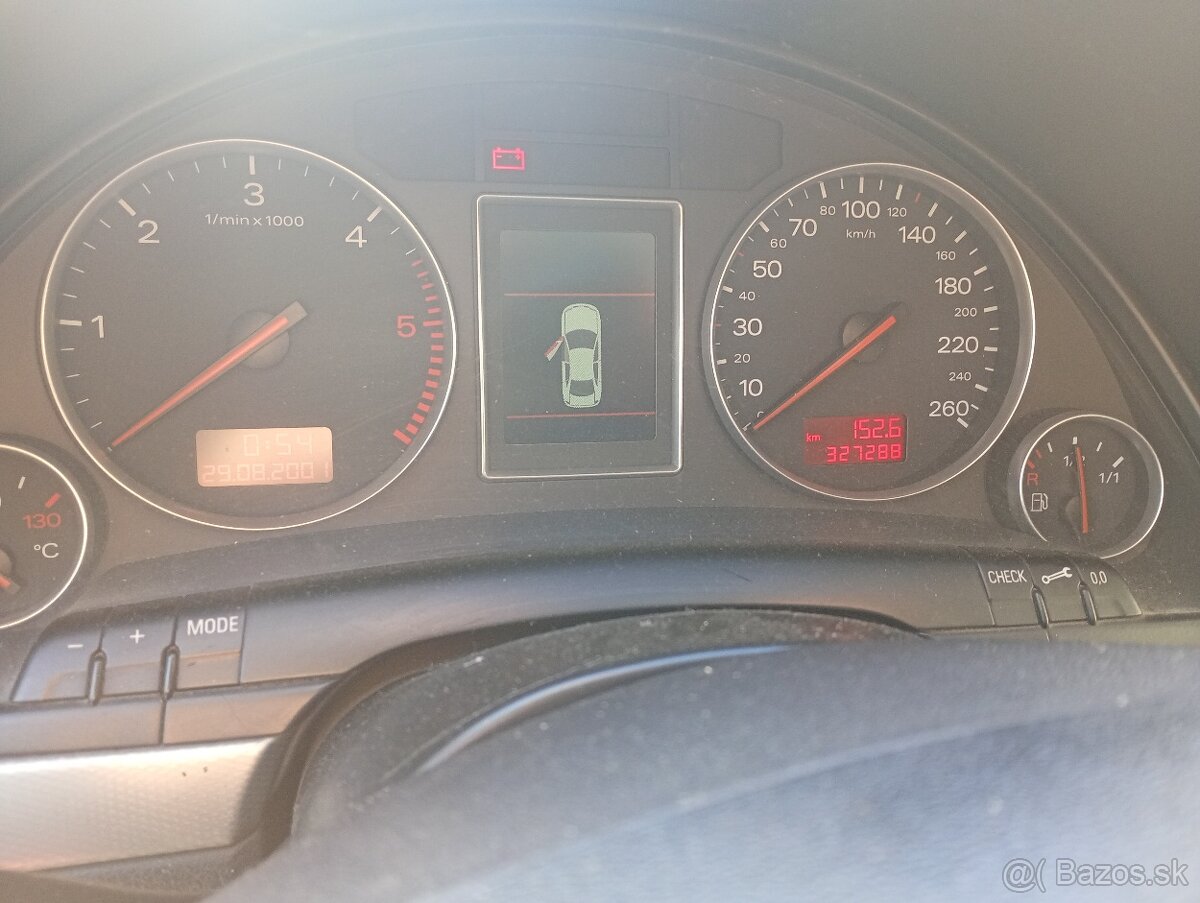 Predám Audi A4 kombi 1.9tdi nová STK,EK - 4