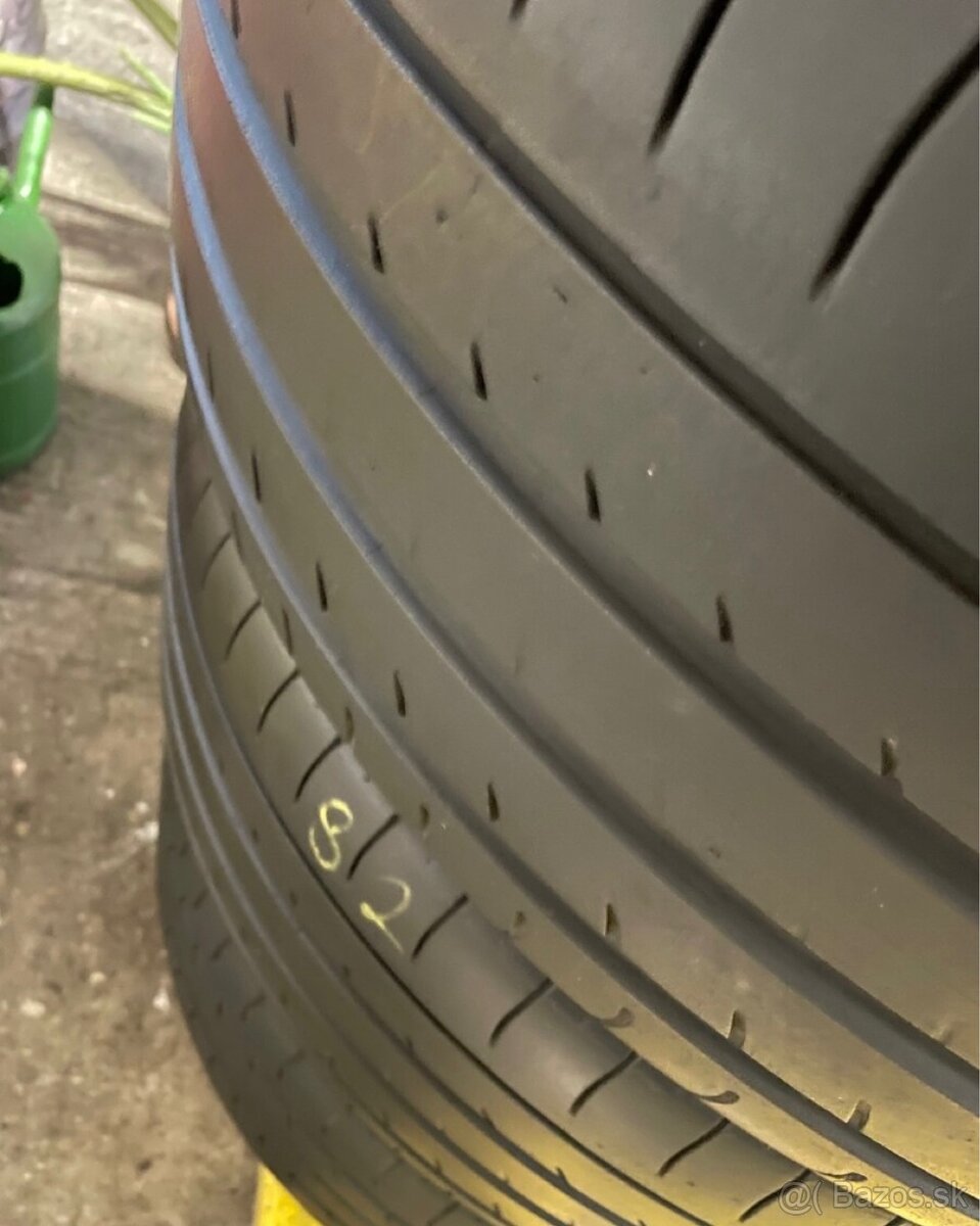 Yokohama 285/40 R21 letné - 4