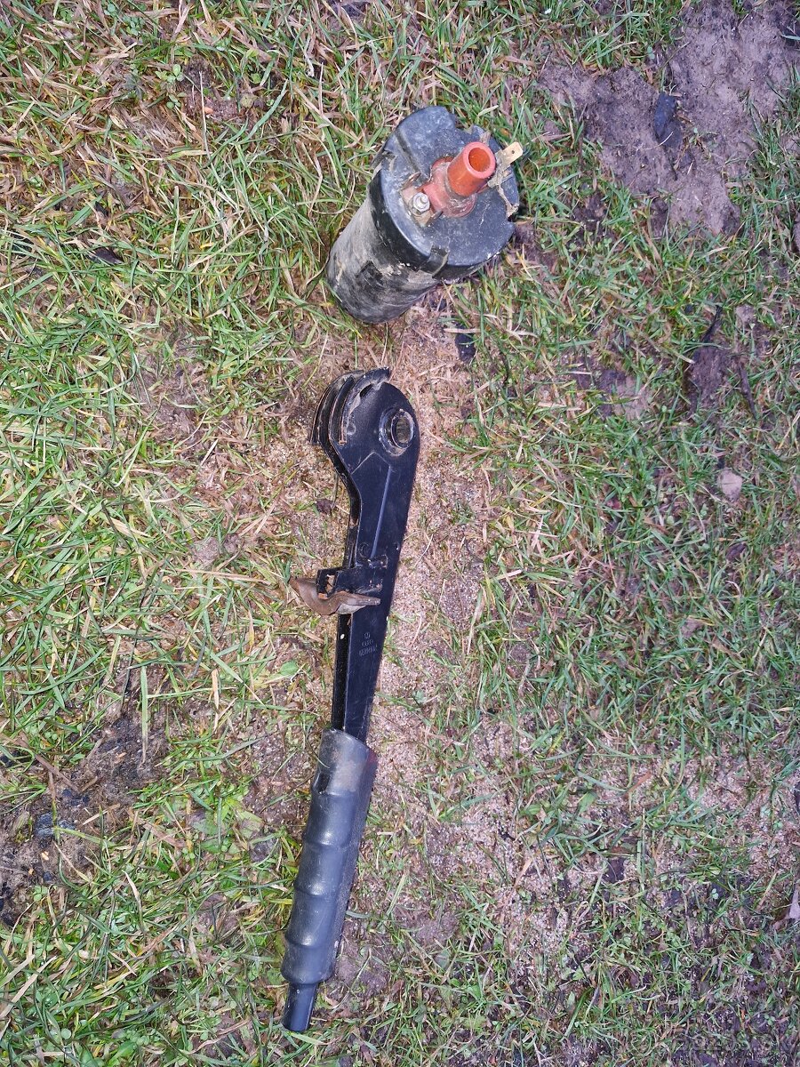 Náhradné diely na volkswagen golf mk2 - 4