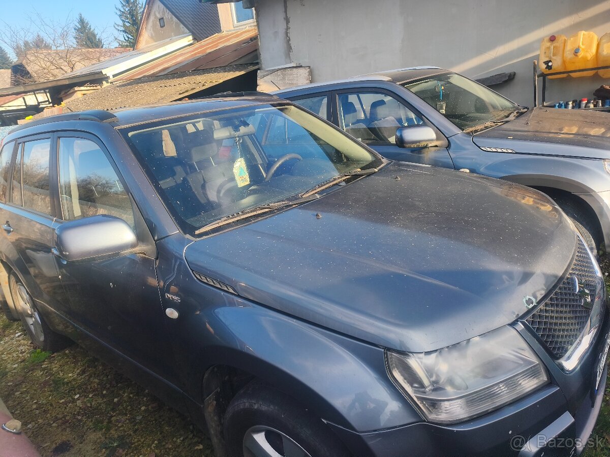 Suzuki Grand Vitara 2 - 4