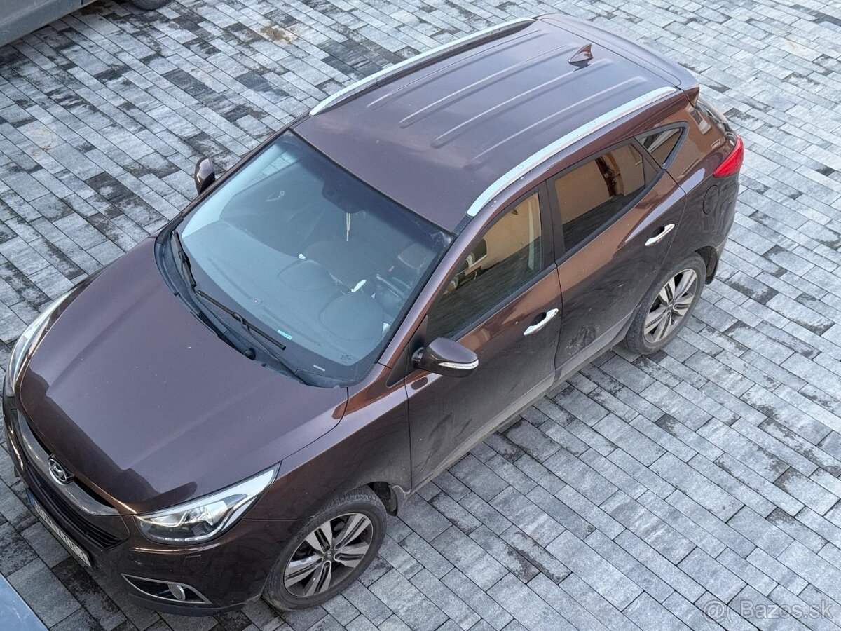 Hyundai ix35 2.0 CRDi 4x4 A/T – 122 kW - 4