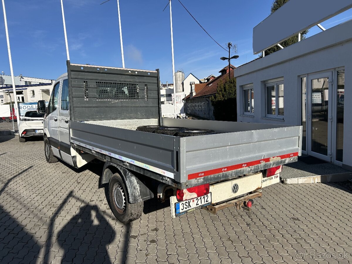 Volkswagen Crafter 2.5TDI 7 míst - 4