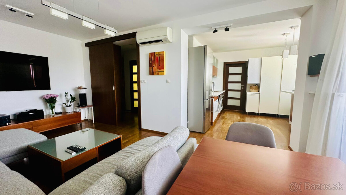 4i zariadený byt s balkónom na predaj, ul. Nováckeho - 4