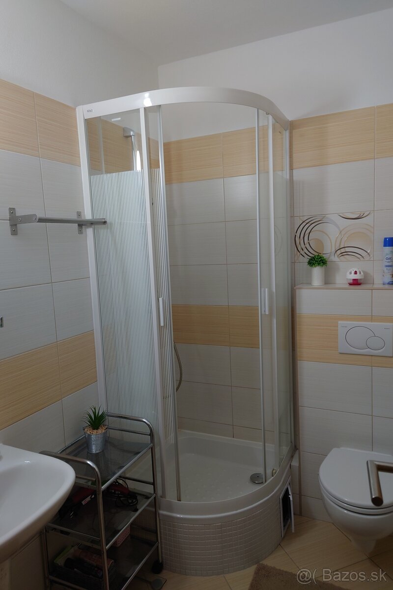 Prenajmem apartmán - 4