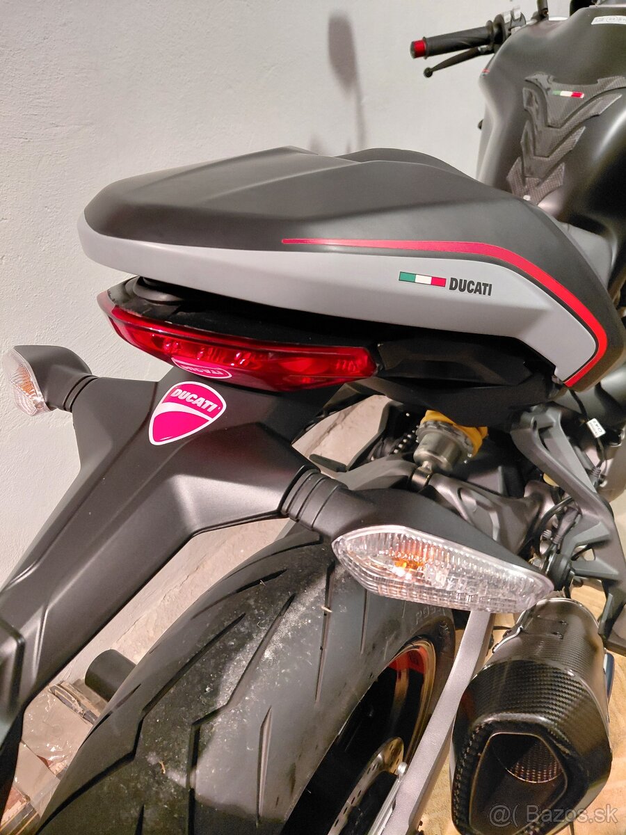 Ducati monster 821- 4000km - 4