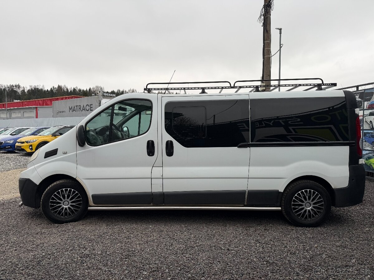 Renault Trafic 2.0 dCi 115 k L2P2 Passenger – 9 miest - 4