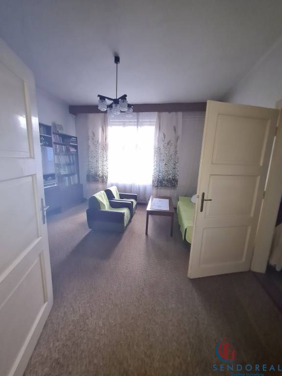 Historický 7.izb RD v centre Piešťan na predaj - 4