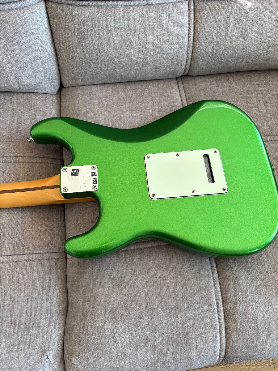 Fender stratocaster player plus comsic jade - 4