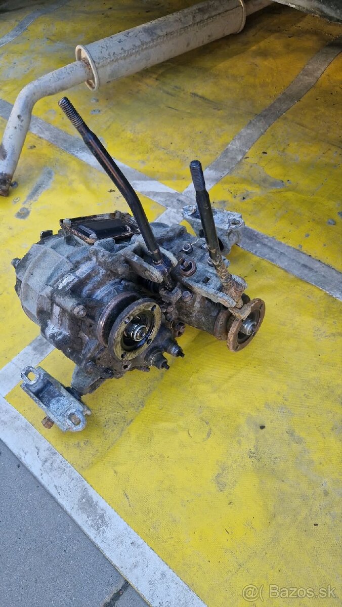Lada niva 5 stupňová prevodovka a prídavná.