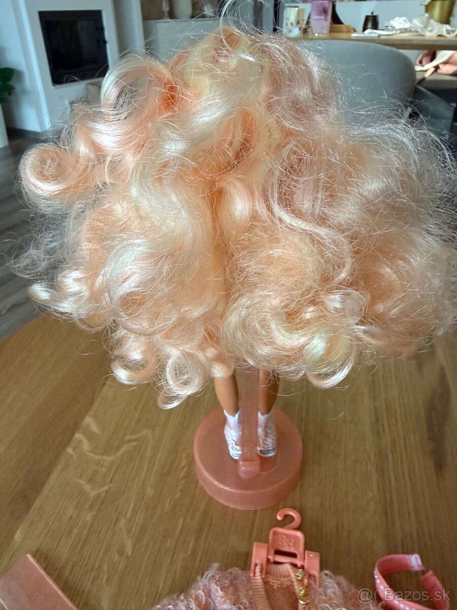 Bábika Rainbow High Peach - 4