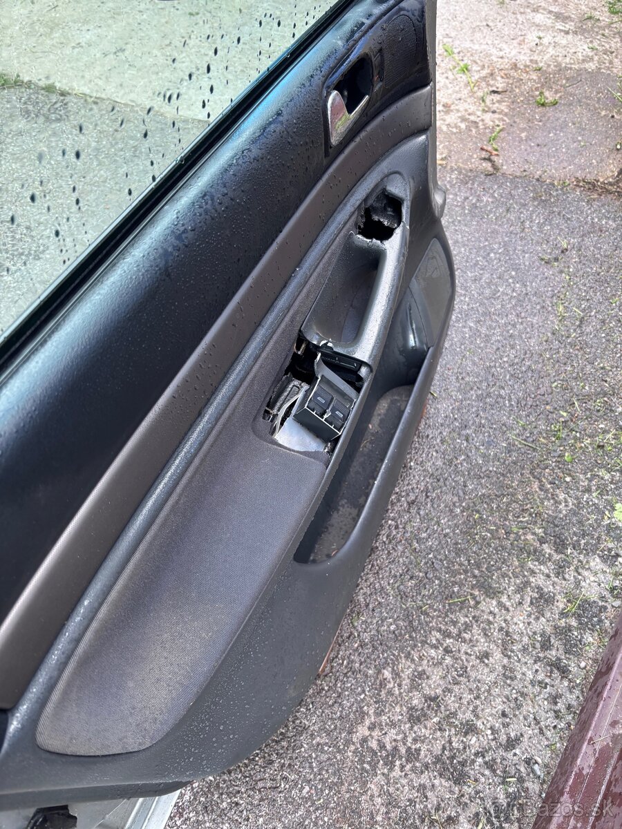 Ľavé predné dvere Audi a4 b5 - 4