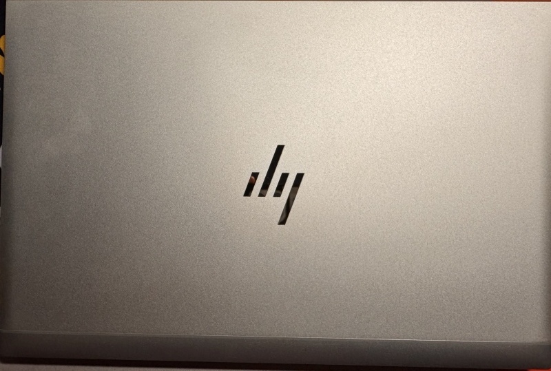 Predám notebook HP EliteBook 830 G8 - 4