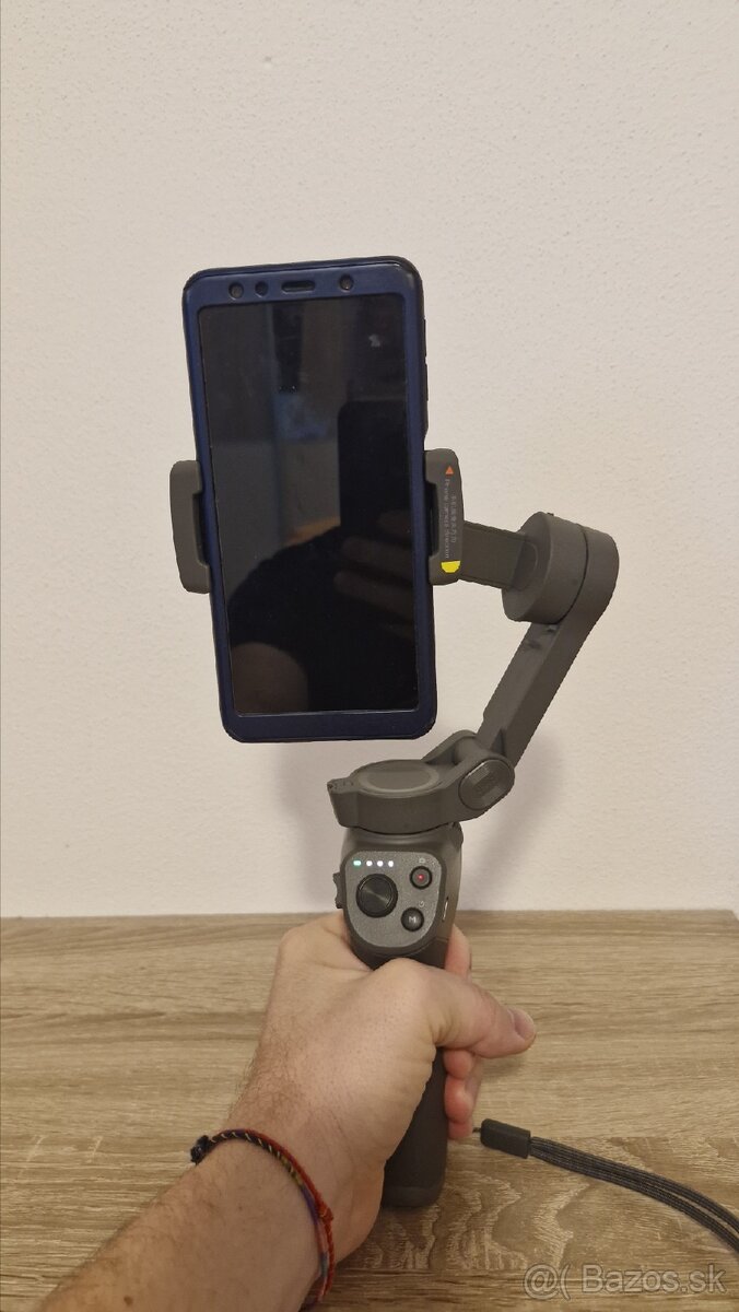 DJI Osmo Mobile 3 Combo - 4
